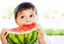 娱乐吃瓜酱自我介绍,揭秘娱乐圈幕后故事，带你领略明星幕后生活