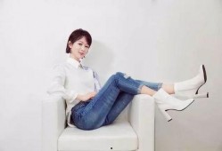 娱乐圈吃瓜主播怎么做的,如何成为热门话题制造者